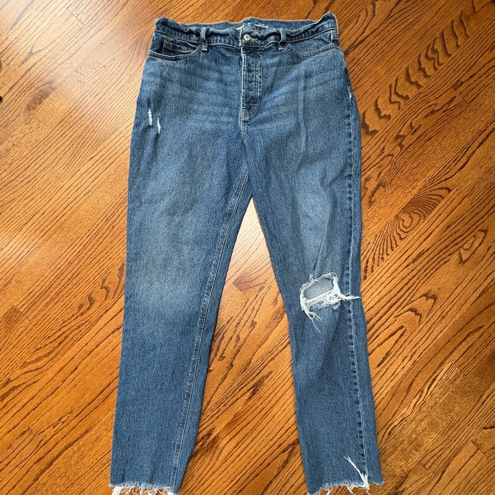 Old Navy Slouchy Straight Women’s Denim Jeans